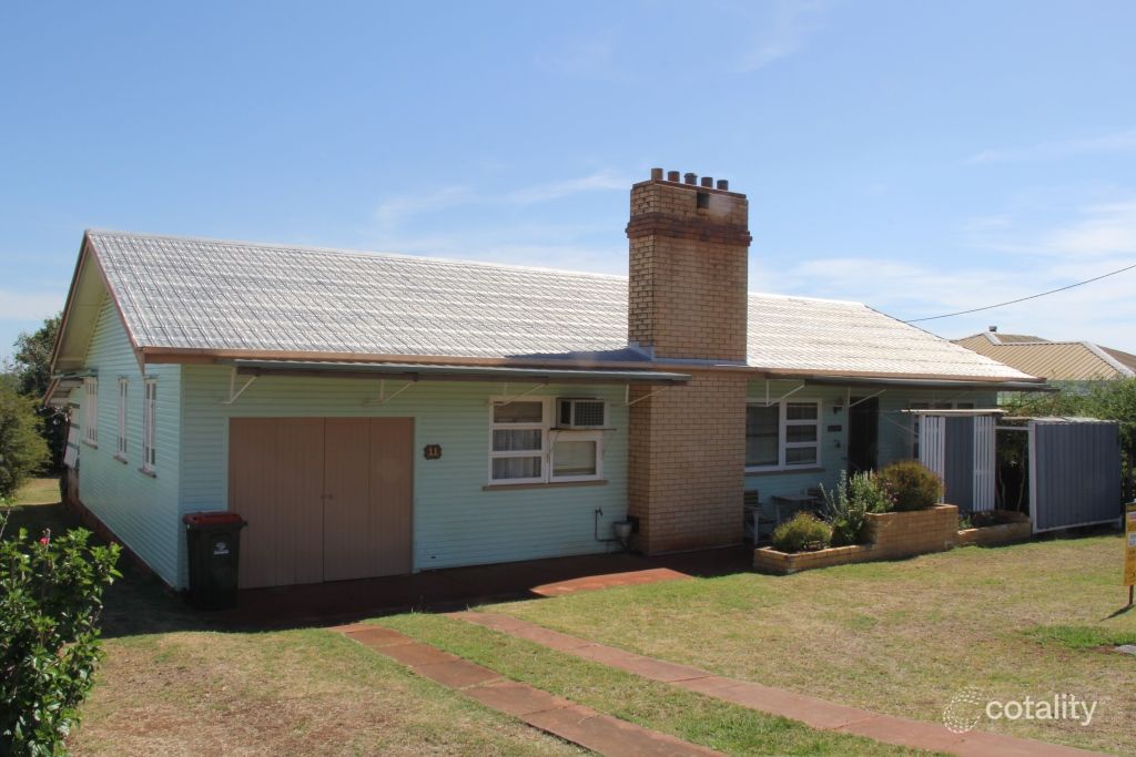 11 Carinya St, Kingaroy, QLD 4610