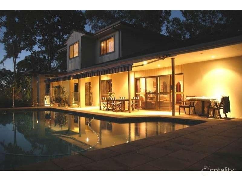 11 Lillian Cres, Ashmore, QLD 4214