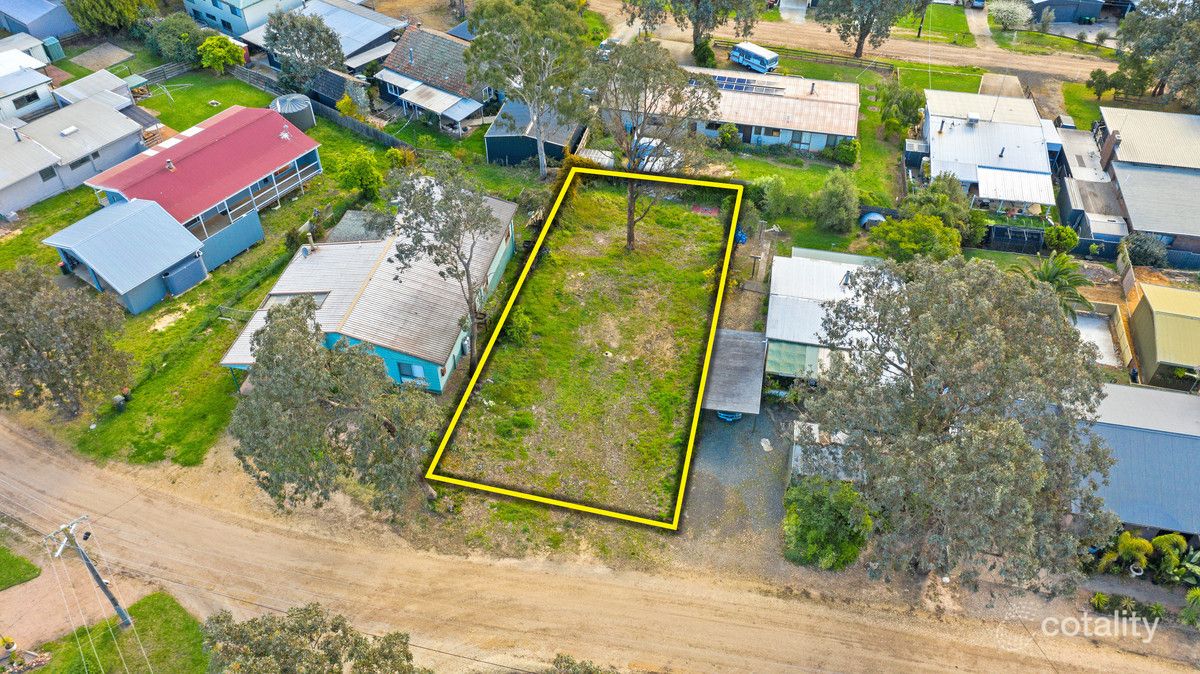 24 Gillum Rd, Coongulla, VIC 3860