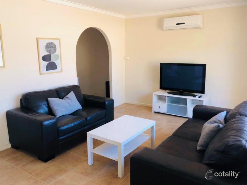25 Keeley Way, Girrawheen, WA 6064