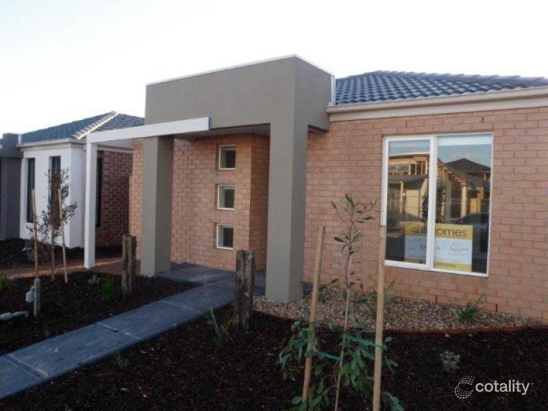 18 Jemma Ave, Point Cook, VIC 3030