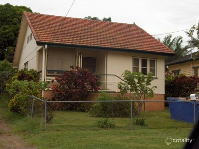 76 Mclennan St, Woody Point, QLD 4019