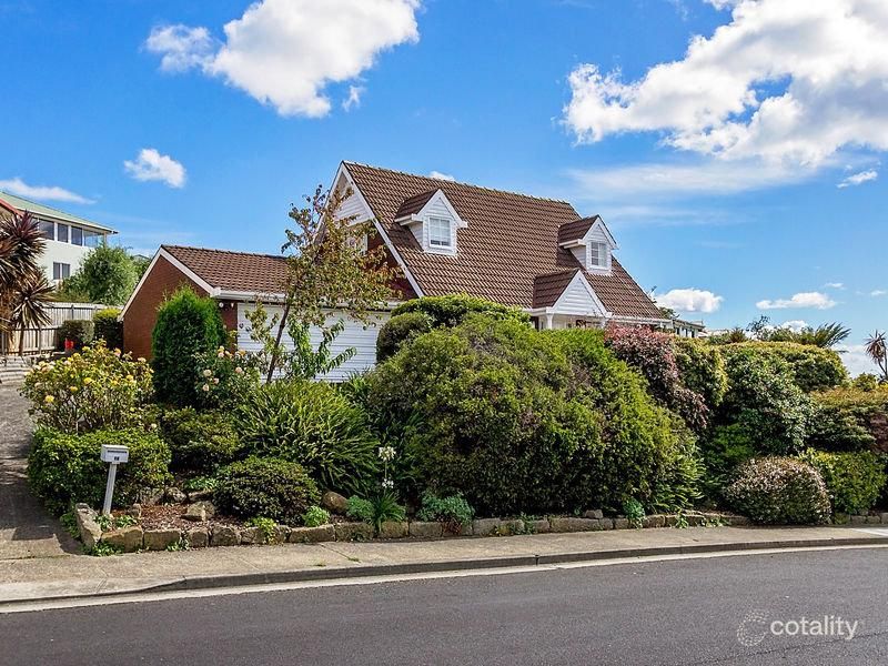 68 Suncoast Dr, Blackmans Bay, TAS 7052