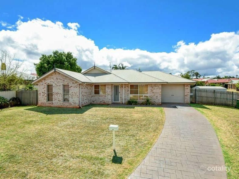 8 Rushlands St, Glenvale, QLD 4350