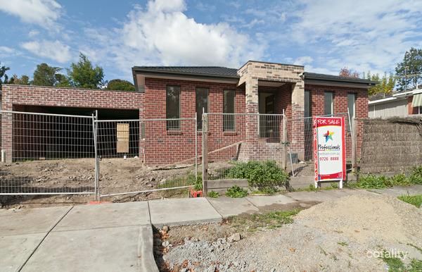 34 Aintree St, Mooroolbark, VIC 3138