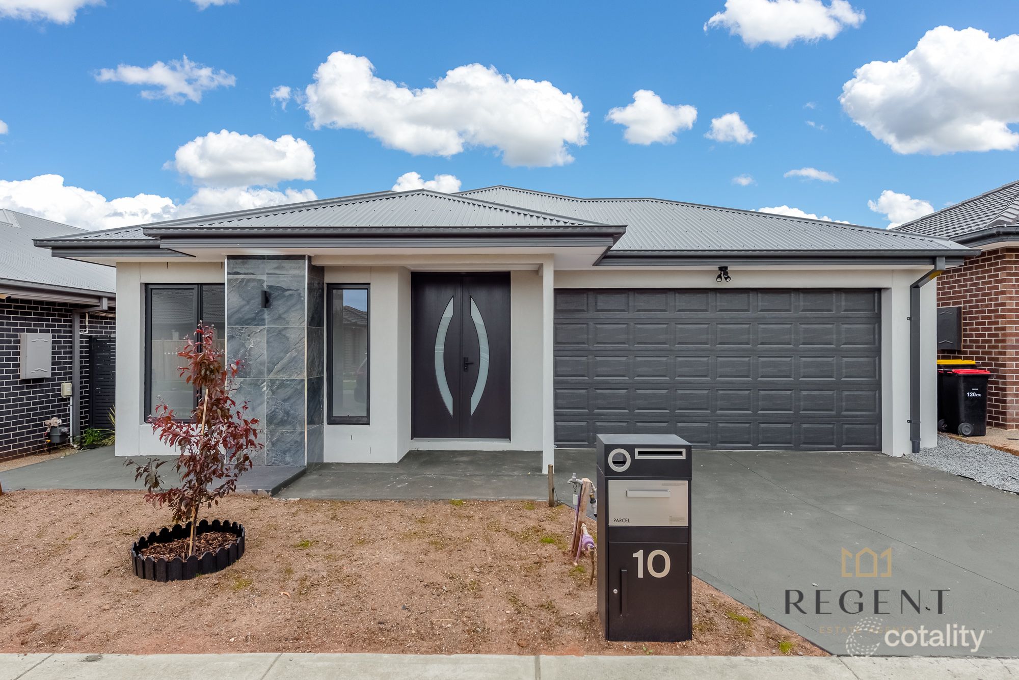 10 Rachel Way, Thornhill Park, VIC 3335