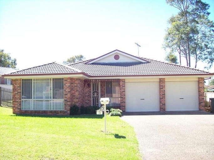 10 Arnold Cres, Thornton, NSW 2322
