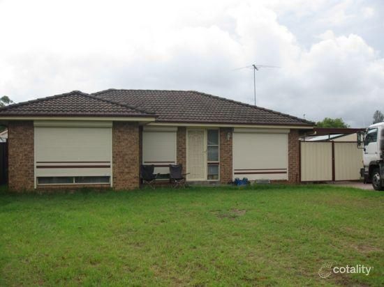 40 Merino Cct, St Clair, NSW 2759