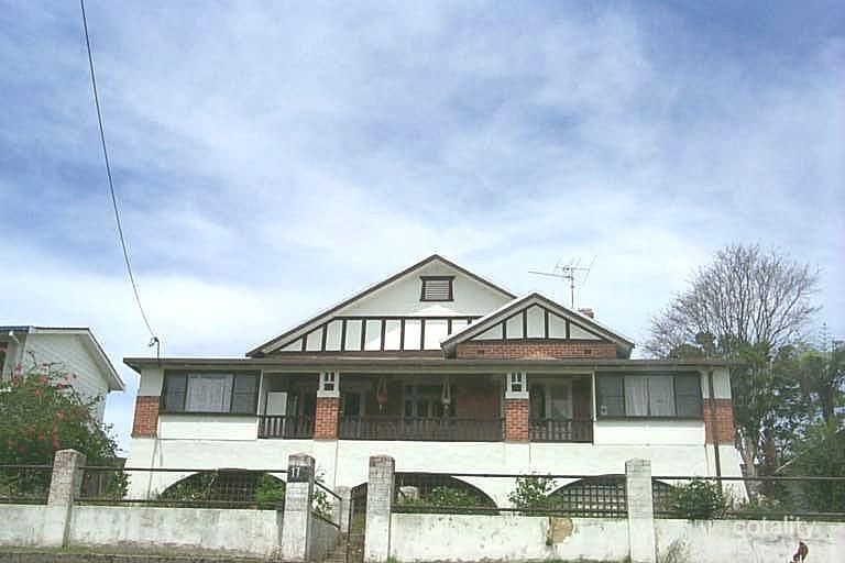 17 West St, Macksville, NSW 2447