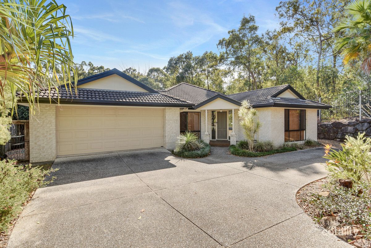 7 Cabbage Palm Ct, Little Mountain, QLD 4551