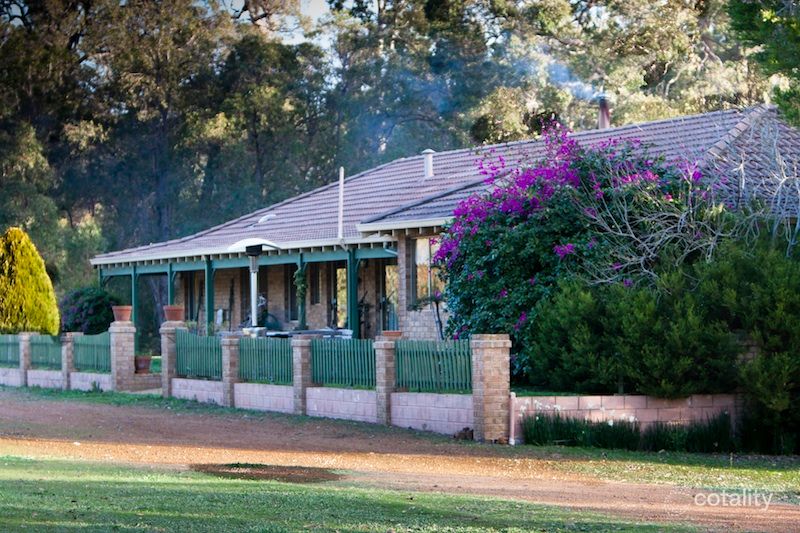 725 Nettleton Rd, Karrakup, WA 6122