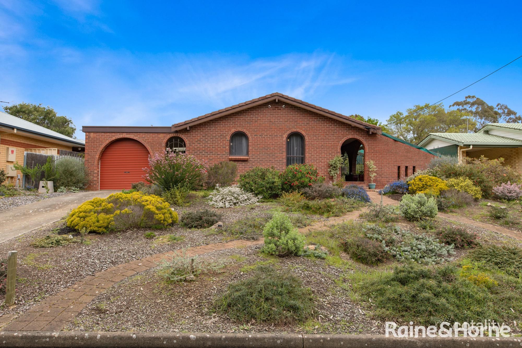 42 Leonard Rd, Morphett Vale, SA 5162