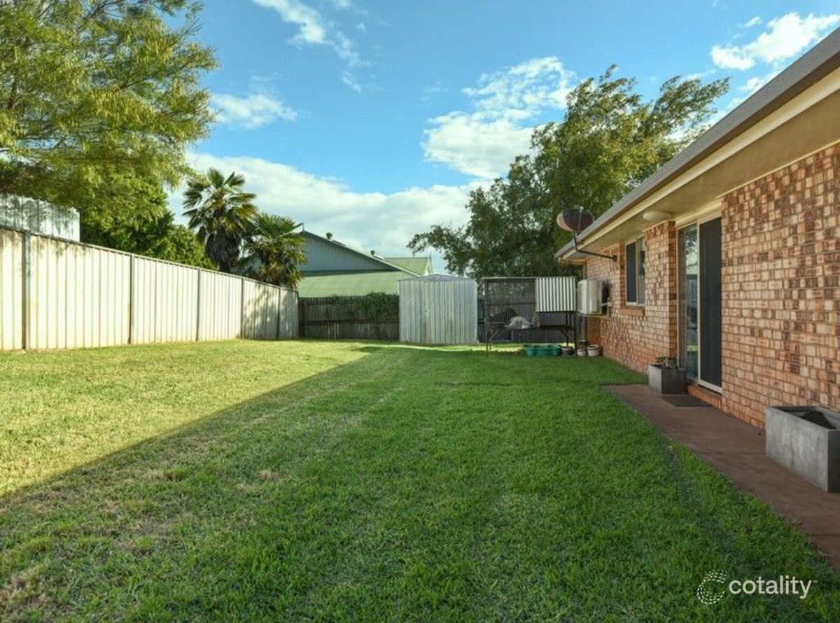 20 Liquidambar St, Glenvale, QLD 4350