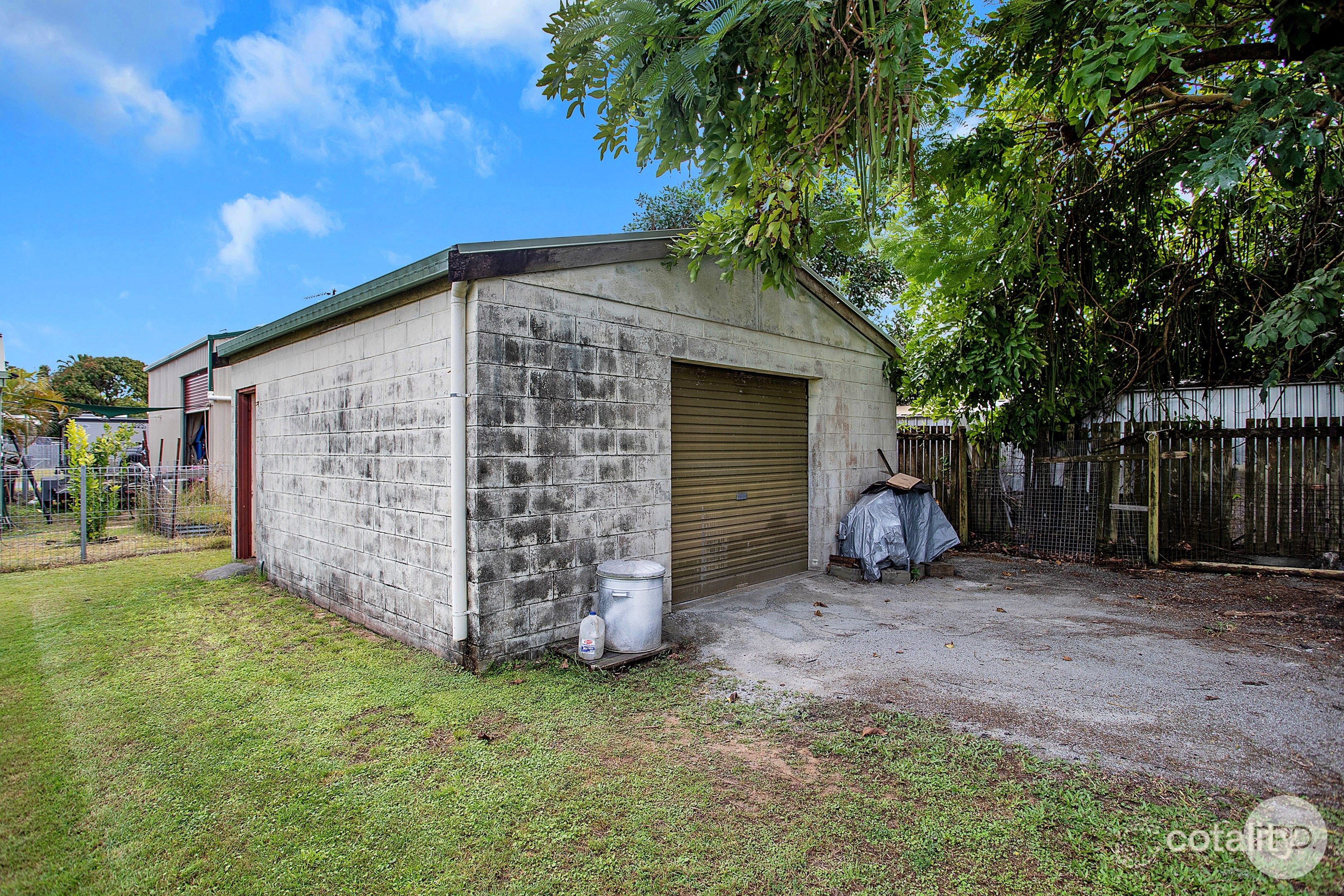 4 Beth St, Blacks Beach, QLD 4740