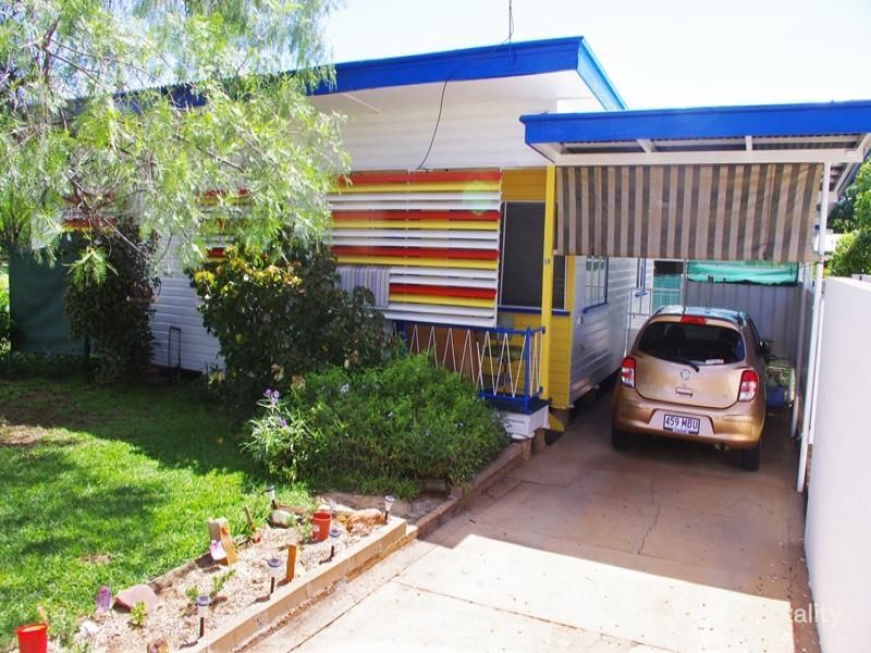 19 Sapphire St, Happy Valley, QLD 4825