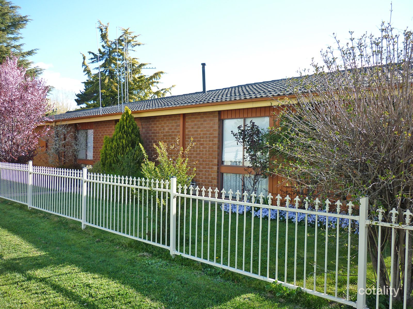 22 Charles St, Blayney, NSW 2799