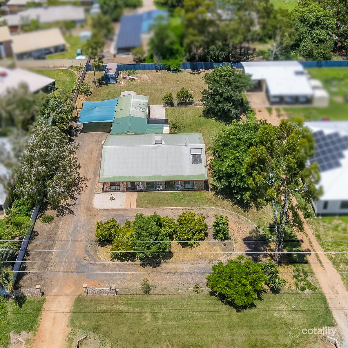 55 Long St, Emerald, QLD 4720