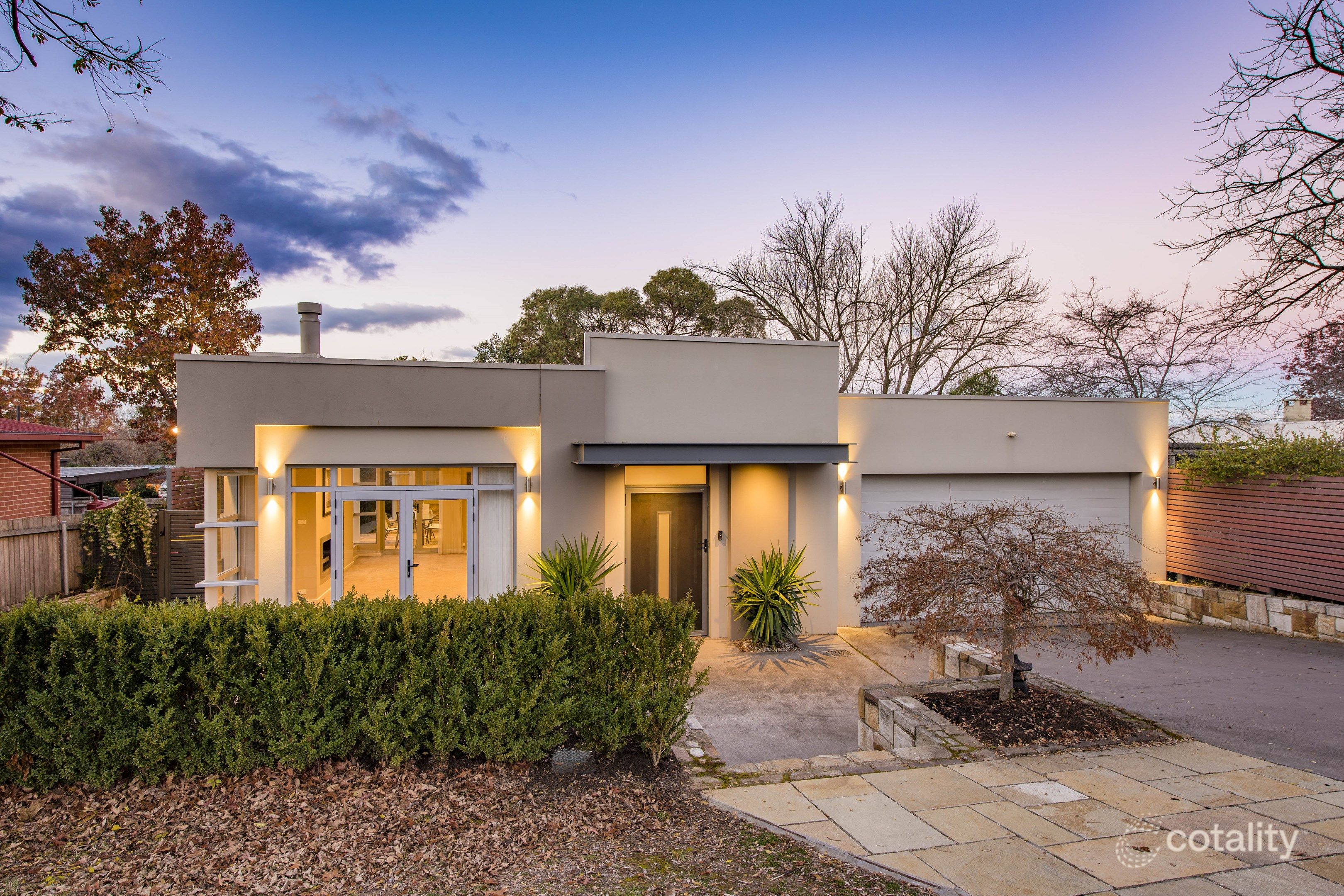3 Scott St, Narrabundah, ACT 2604