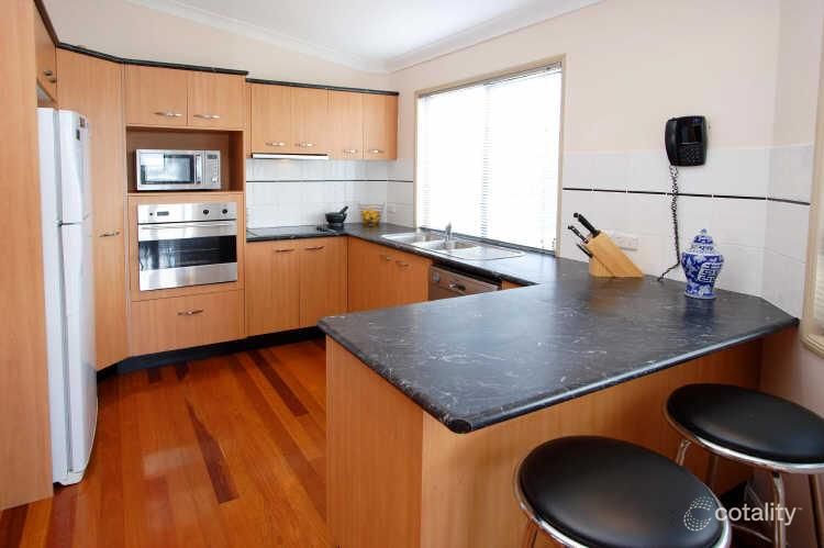 27 Alice St, Wellington Point, QLD 4160