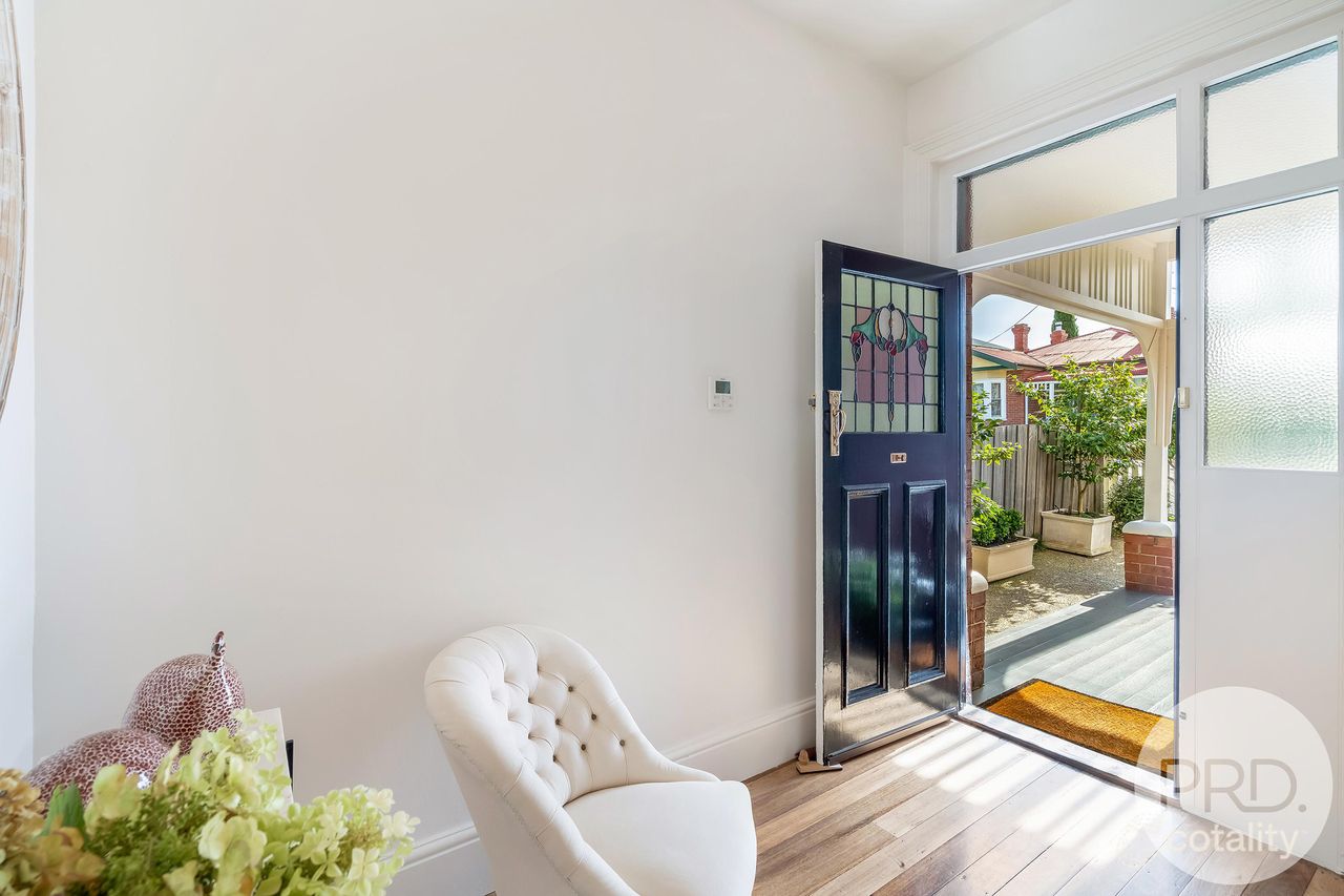 54 Grosvenor St, Sandy Bay, TAS 7005