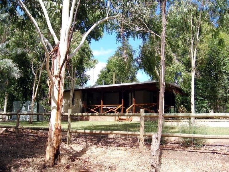 16 Doherty Ct, Kangaroo Gully, WA 6255