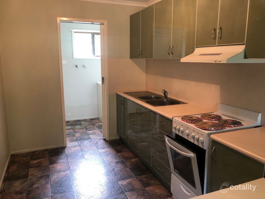 2/8 Honeysuckle St, Andergrove, QLD 4740