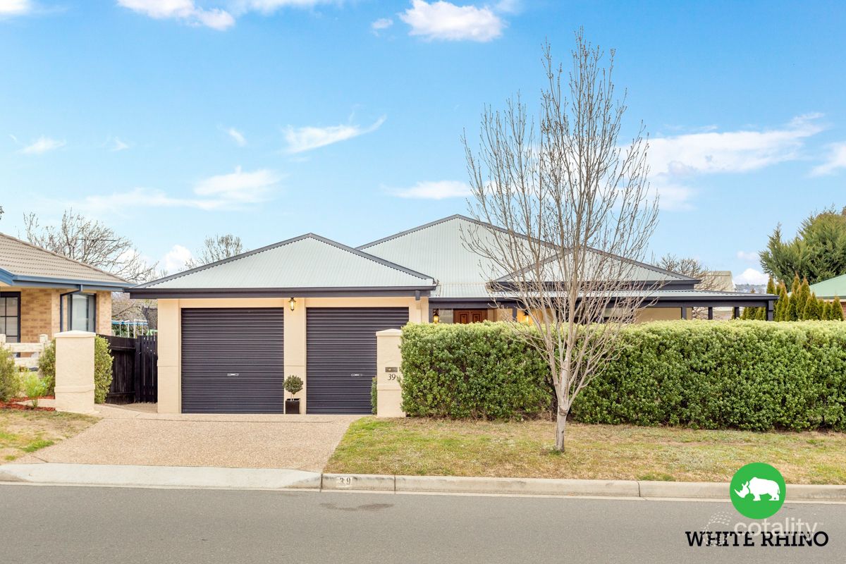 39 Stringybark Dr, Jerrabomberra, NSW 2619