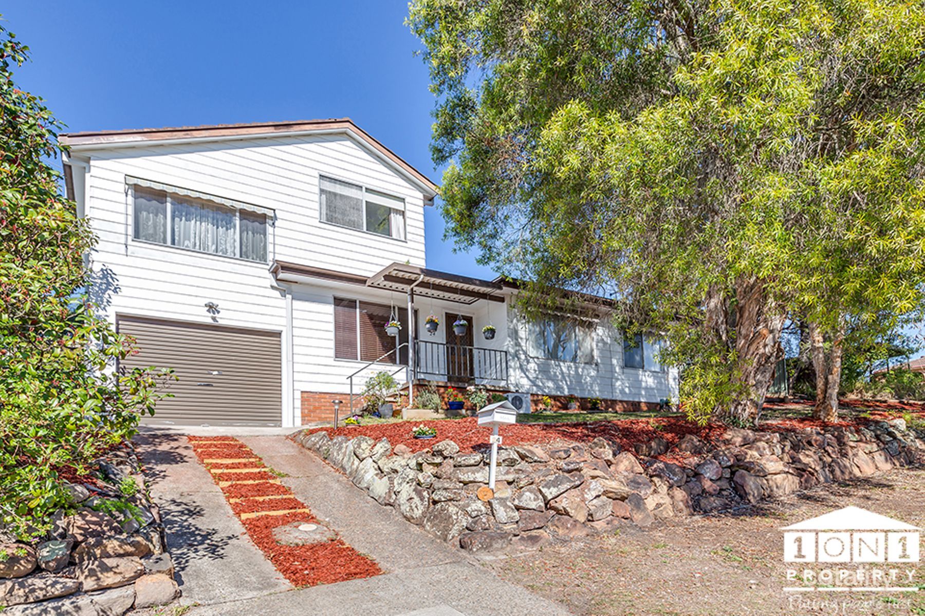 24 Delasala Dr, Macquarie Hills, NSW 2285