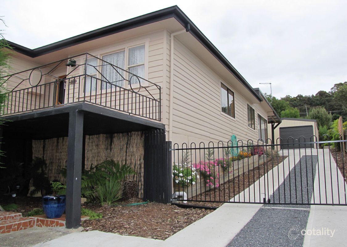 53 Douglas St, Beaconsfield, TAS 7270
