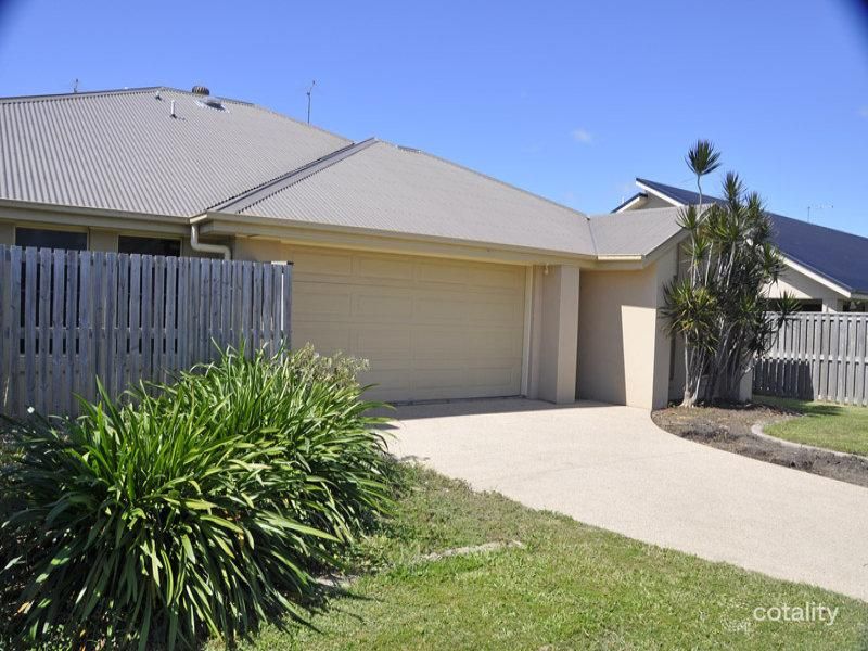 1/13 Whitehaven Dr, Blacks Beach, QLD 4740