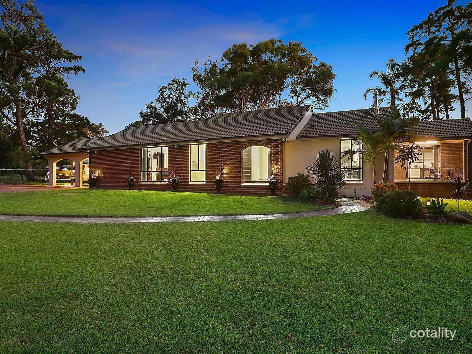 12 Kingdon Pde, Long Point, NSW 2564