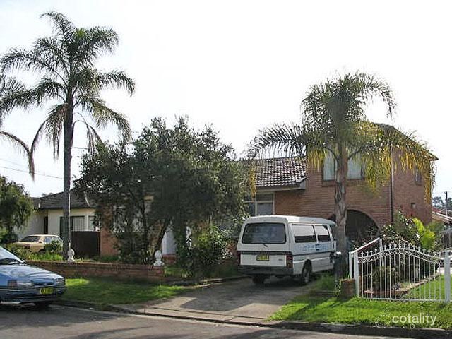 25 Paterson Cres, Fairfield West, NSW 2165