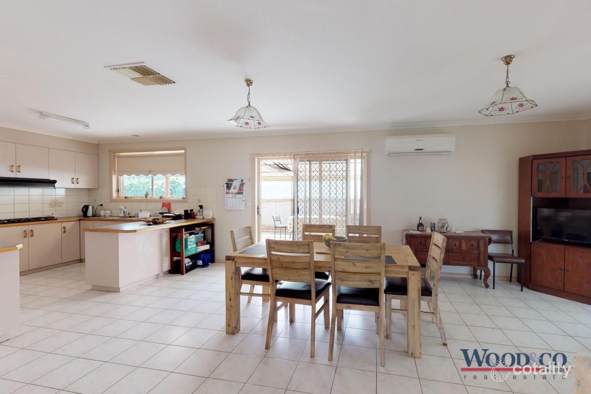 4 Poole Bvd, Swan Hill, VIC 3585