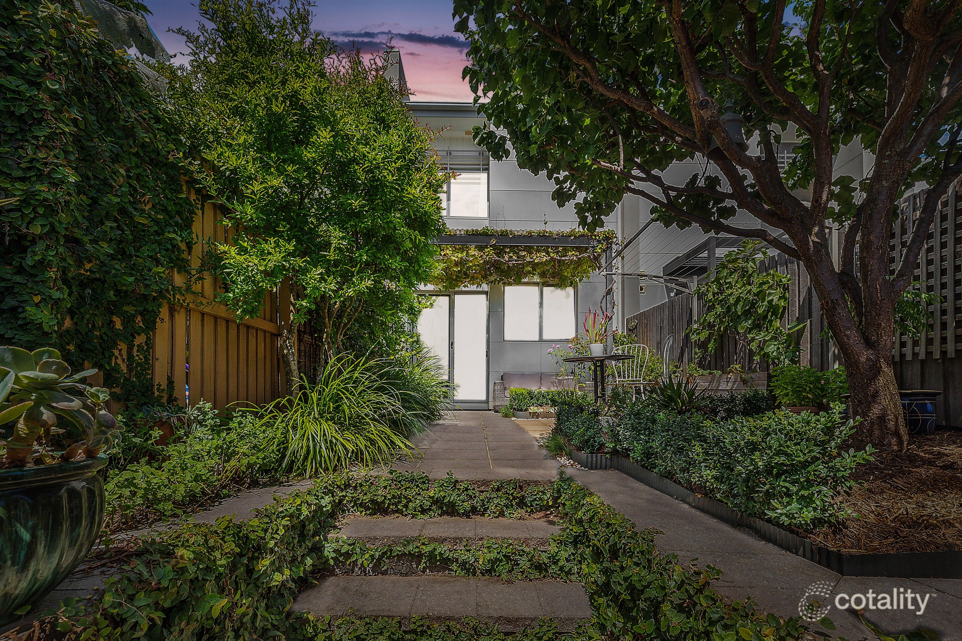 15 Fairfield St, Crace, ACT 2911