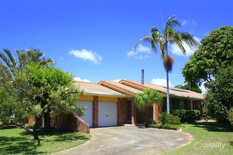 13 The Peninsula, Yamba, NSW 2464
