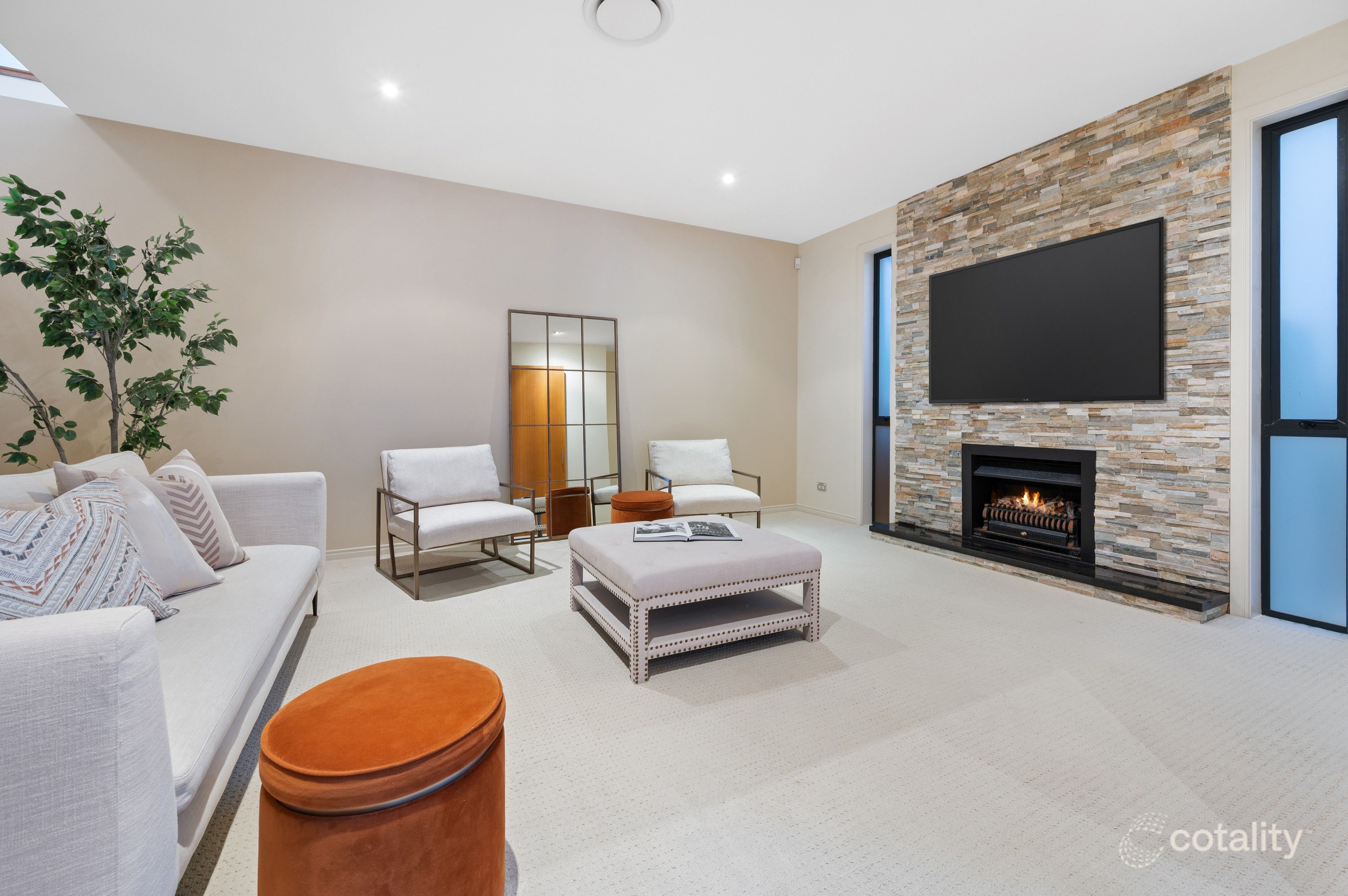 57 The Peninsula, Paradise Point, QLD 4216