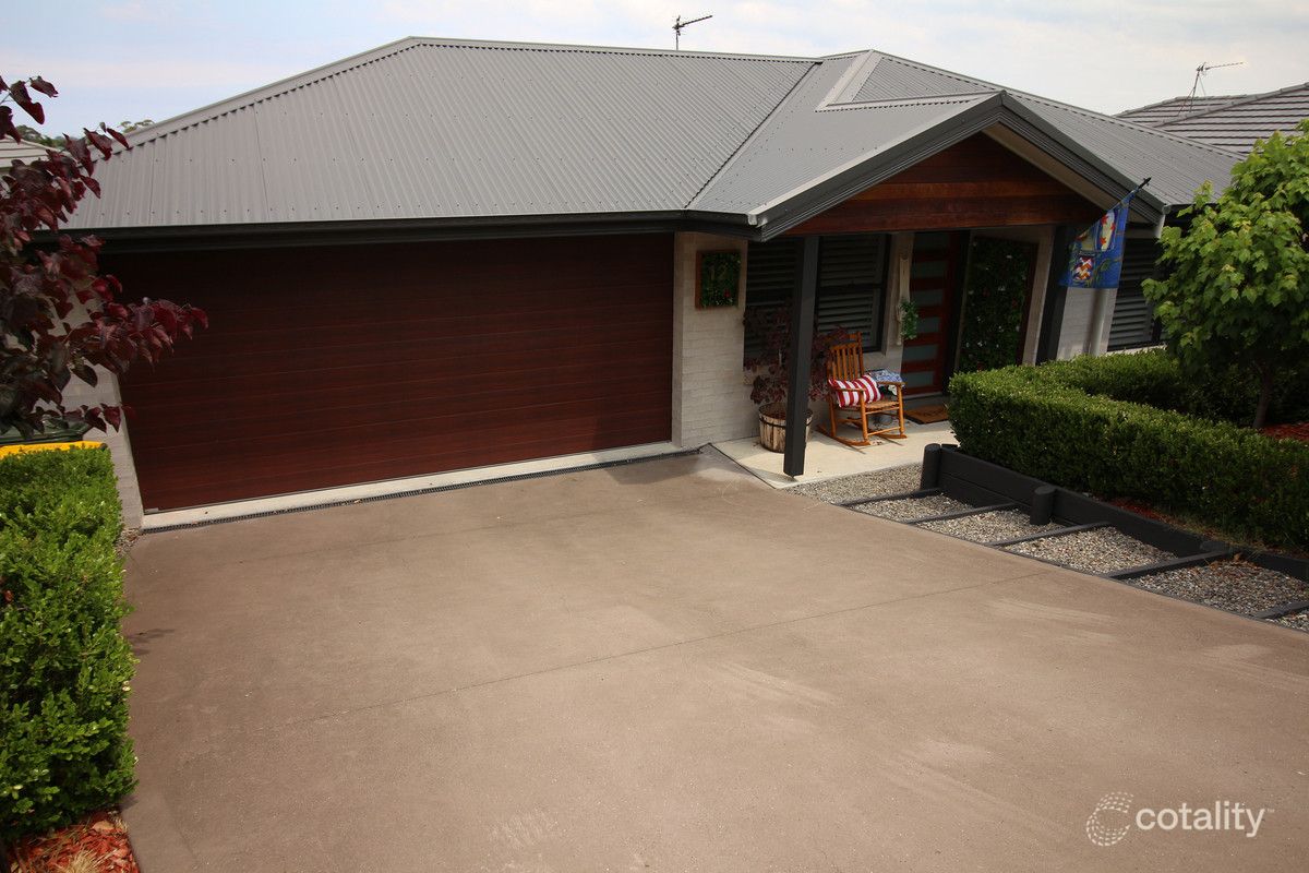 12 Merrivale Rd, Mount Hutton, NSW 2290