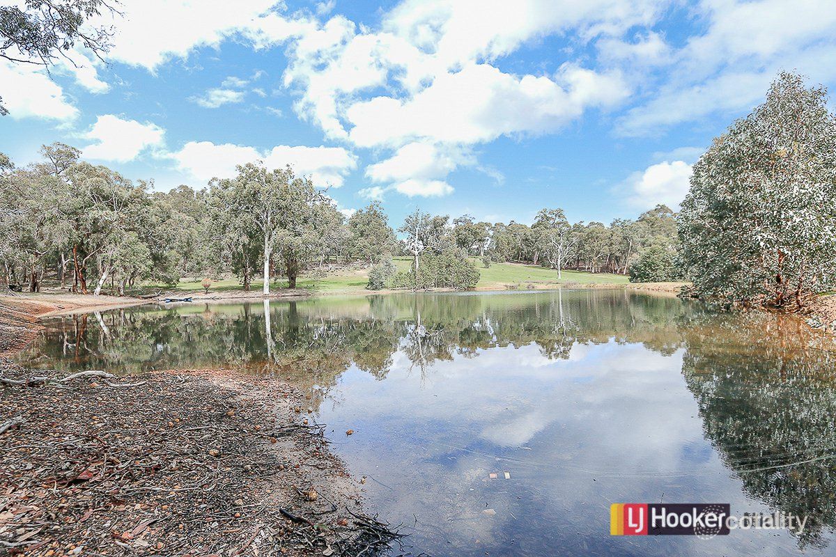 159 Clenton Rd, Gidgegannup, WA 6083