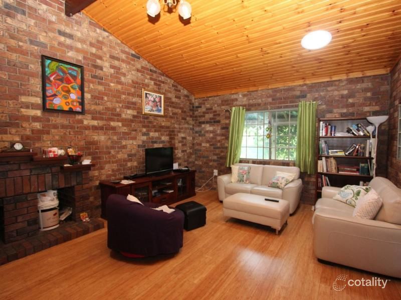 27 North Kerton Rd, East Nanango, QLD 4615