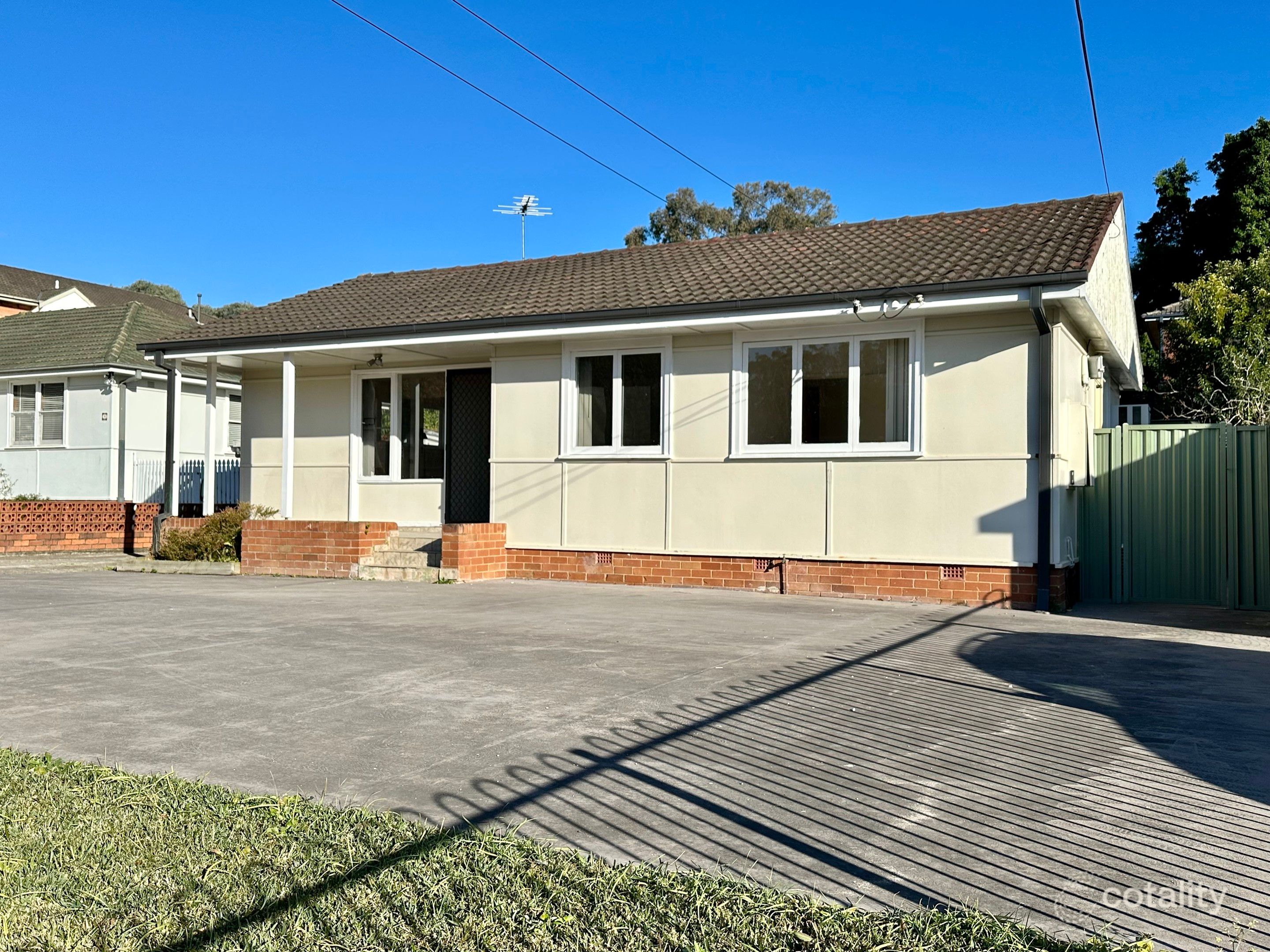 12 Sheahan St, Warwick Farm, NSW 2170