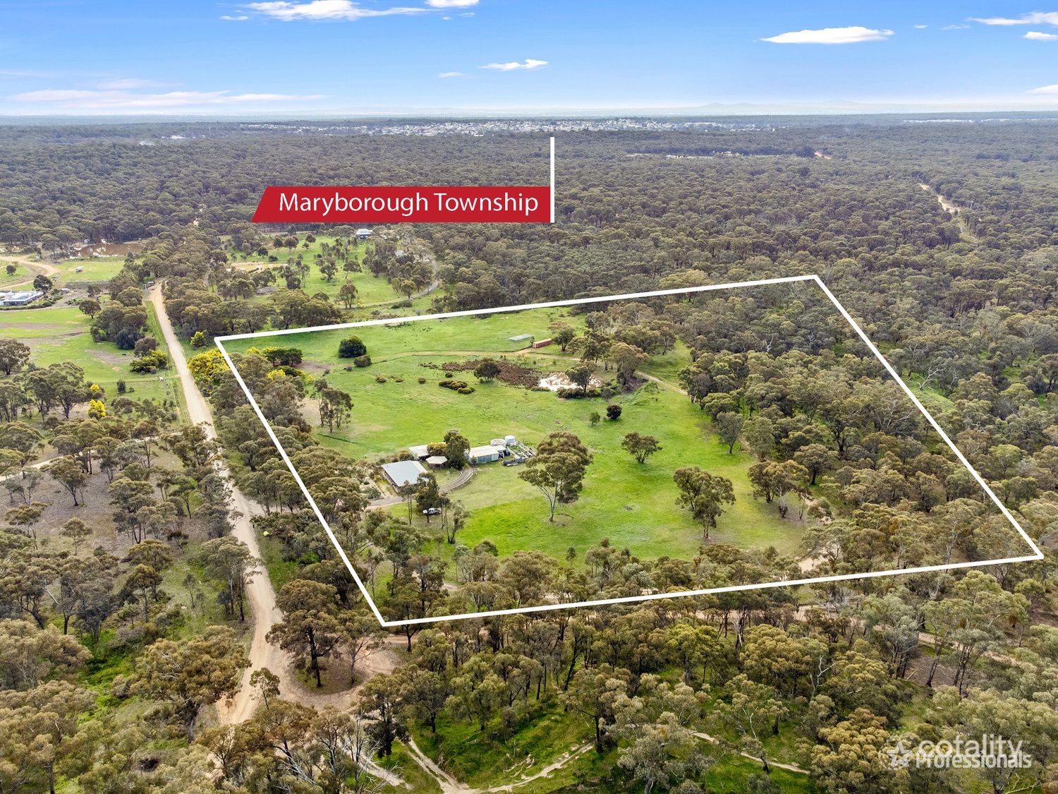 195 Mosquito Rd, Maryborough, VIC 3465