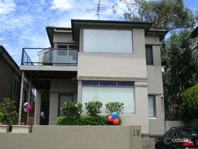 18 Paul St, Balmain East, NSW 2041