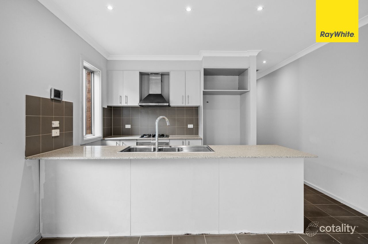 10 Colonus St, Kurunjang, VIC 3337