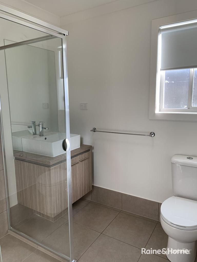 11 Roxburgh Cres, Blakeview, SA 5114