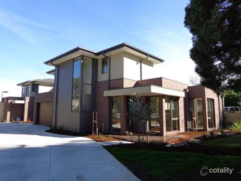 15 Grayling Cres, Croydon, VIC 3136