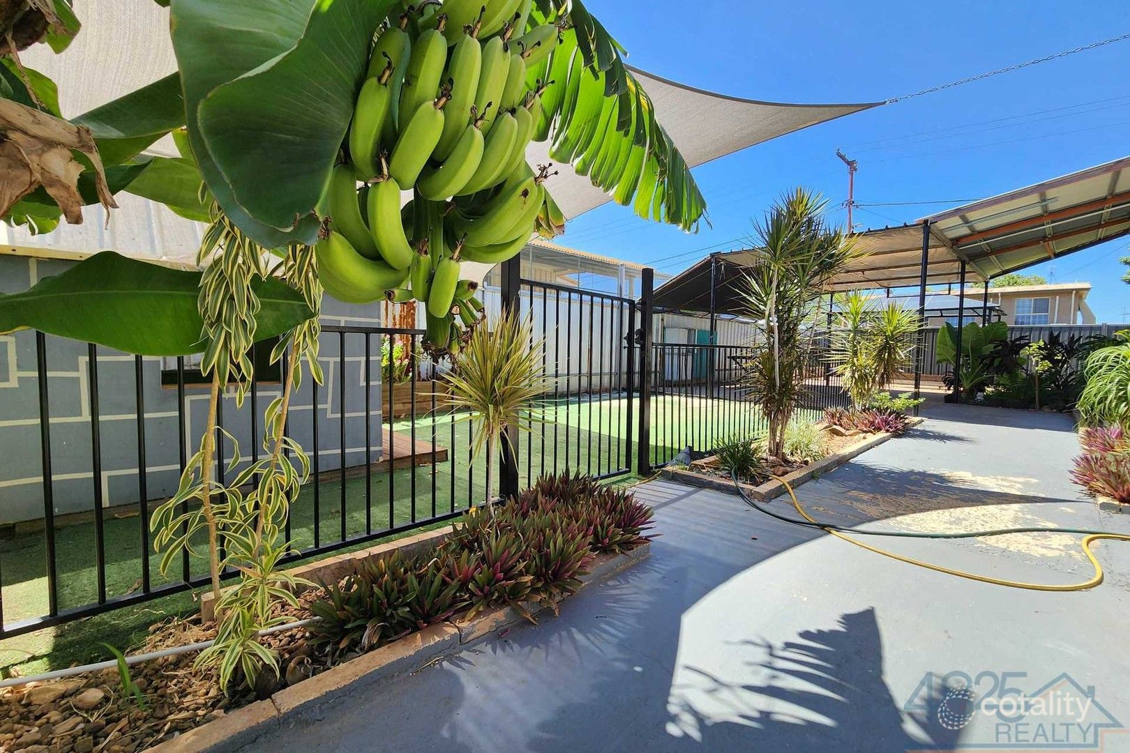 6 Daru St, Soldiers Hill, QLD 4825