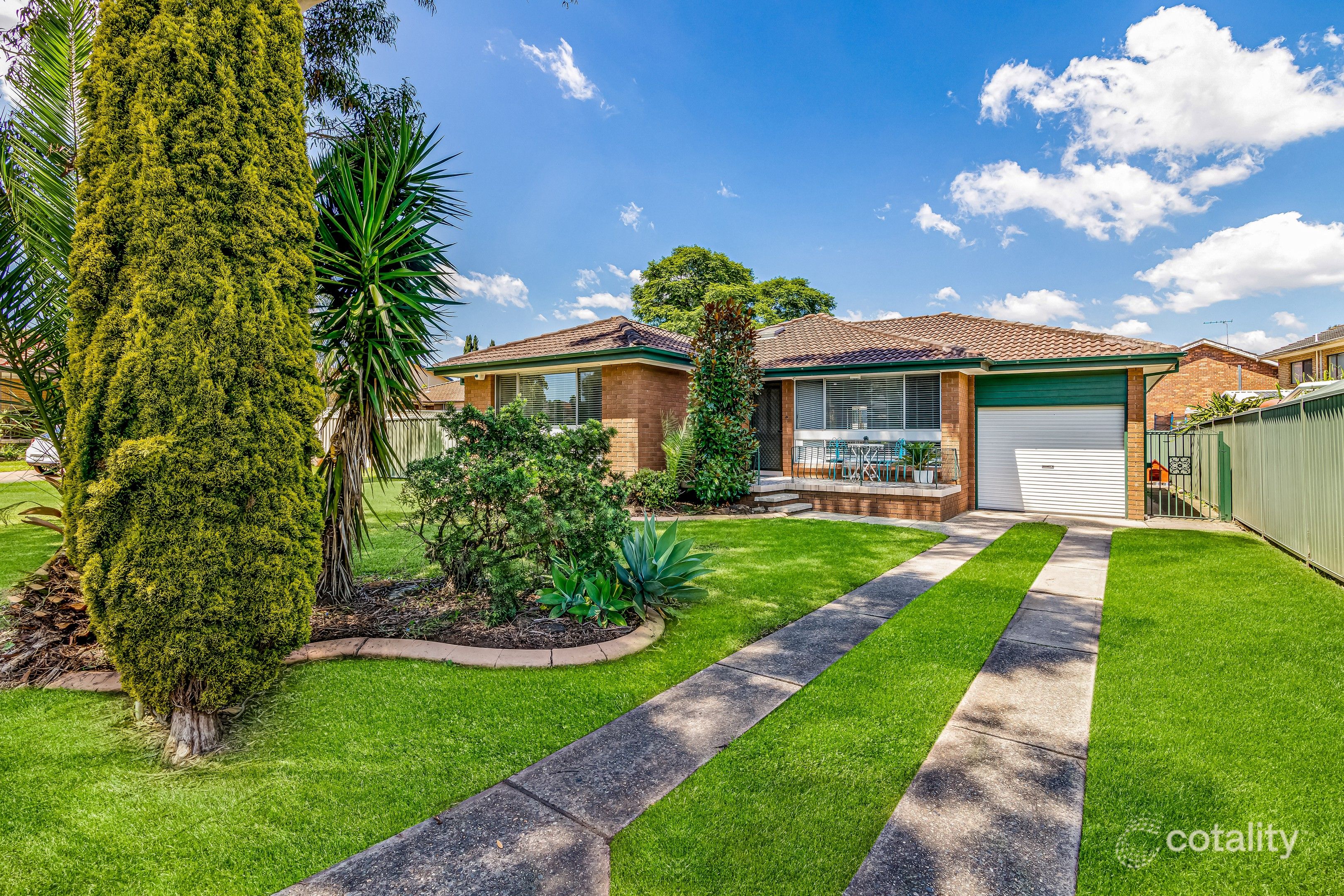 52 Corio Rd, Prairiewood, NSW 2176