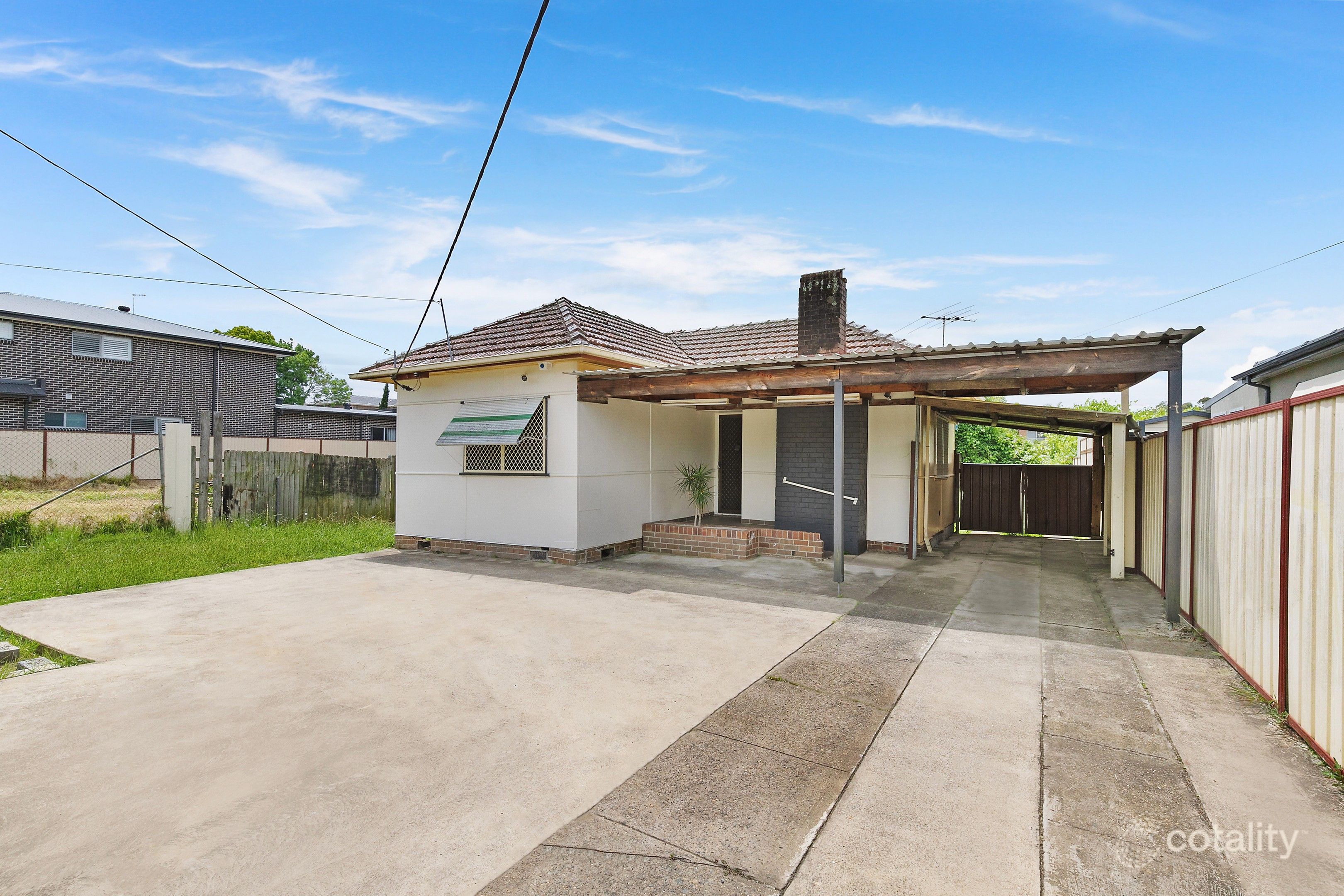 27 Namur St, South Granville, NSW 2142