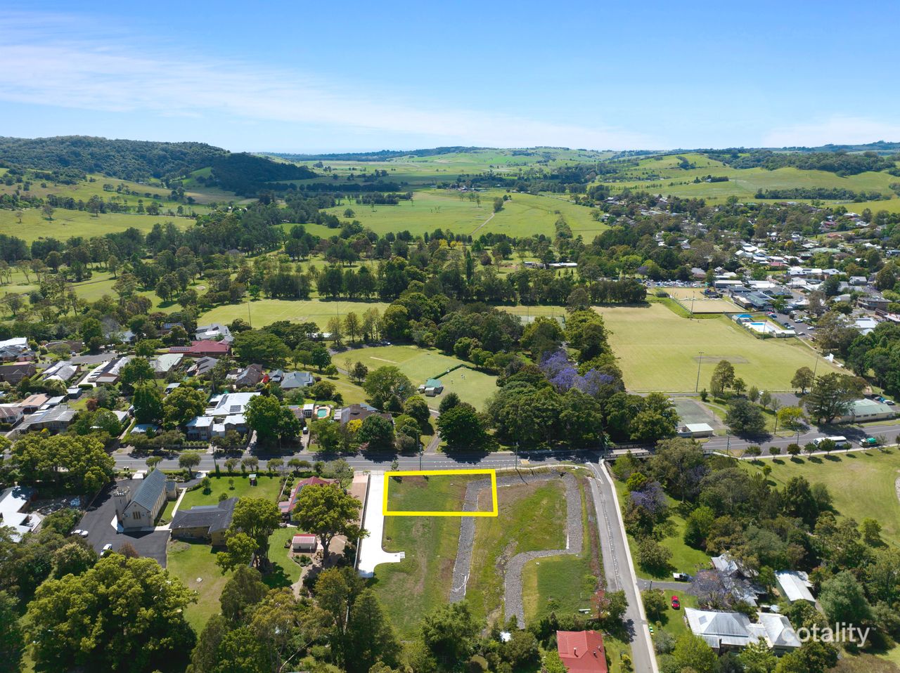 37 Churchill St, Jamberoo, NSW 2533