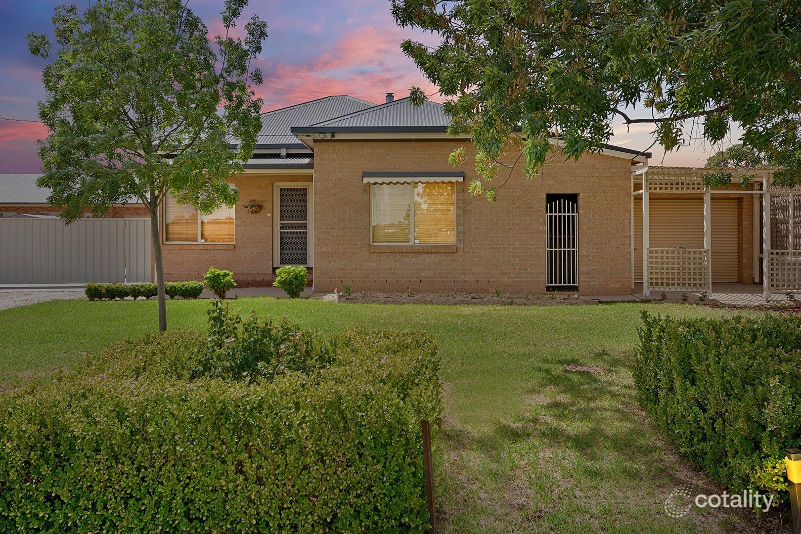 87 Rose Rd, Griffith, NSW 2680